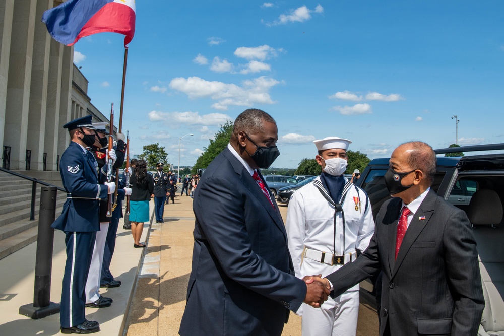 Secretary Austin host  Republic of the Philippines National Defense Secretary Delfin N. Lorenzana