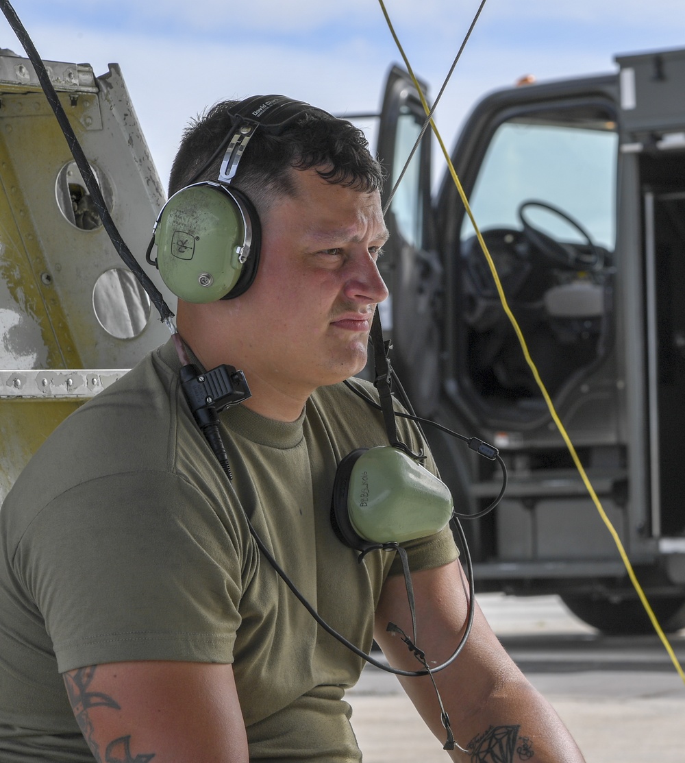 Airmen perform checks and fuels B-52