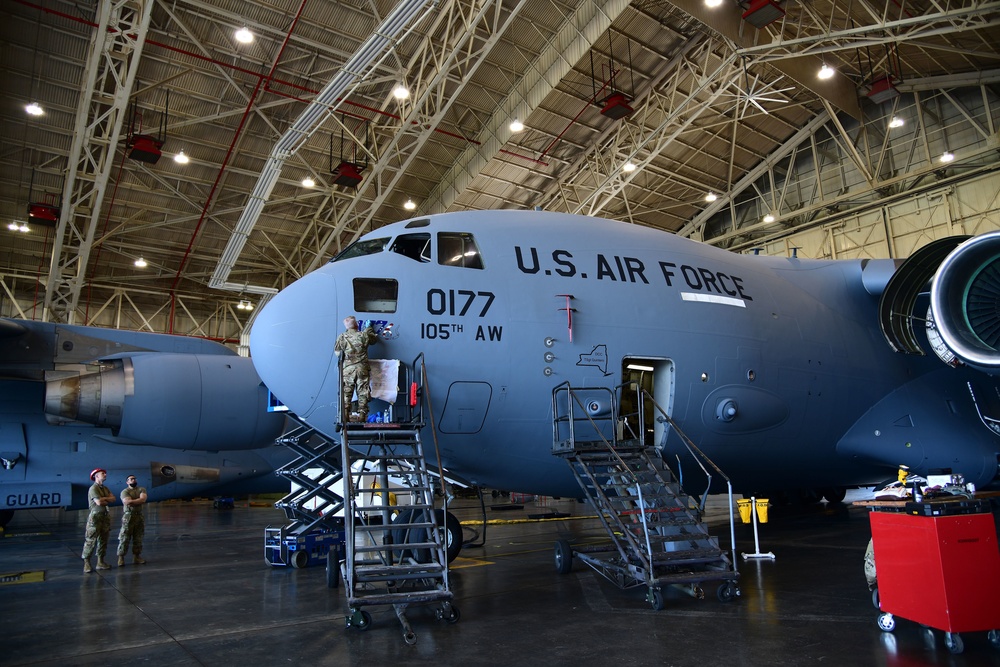 105th Airlift Wing C-17 Nose Art