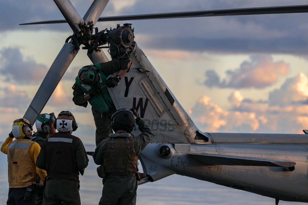 11th MEU flight ops aboard USS Essex