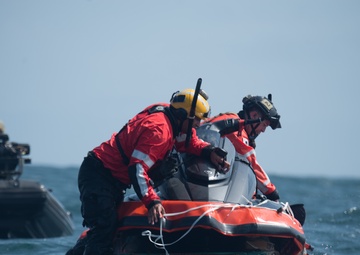 Astronaut Recovery Task Force More Capable After Airlift Exercise