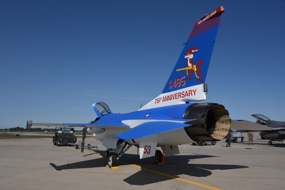 South Dakota ANG heritage F-16