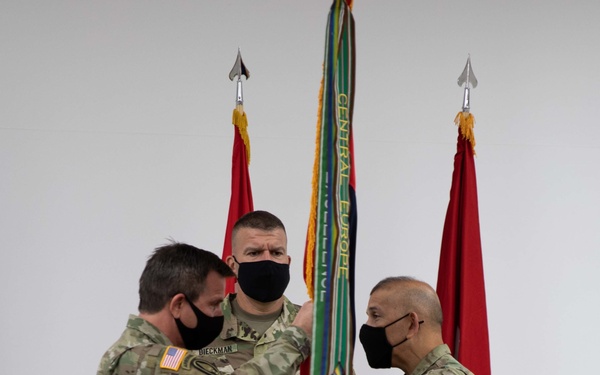 Guidry assumes 86th Training Division command