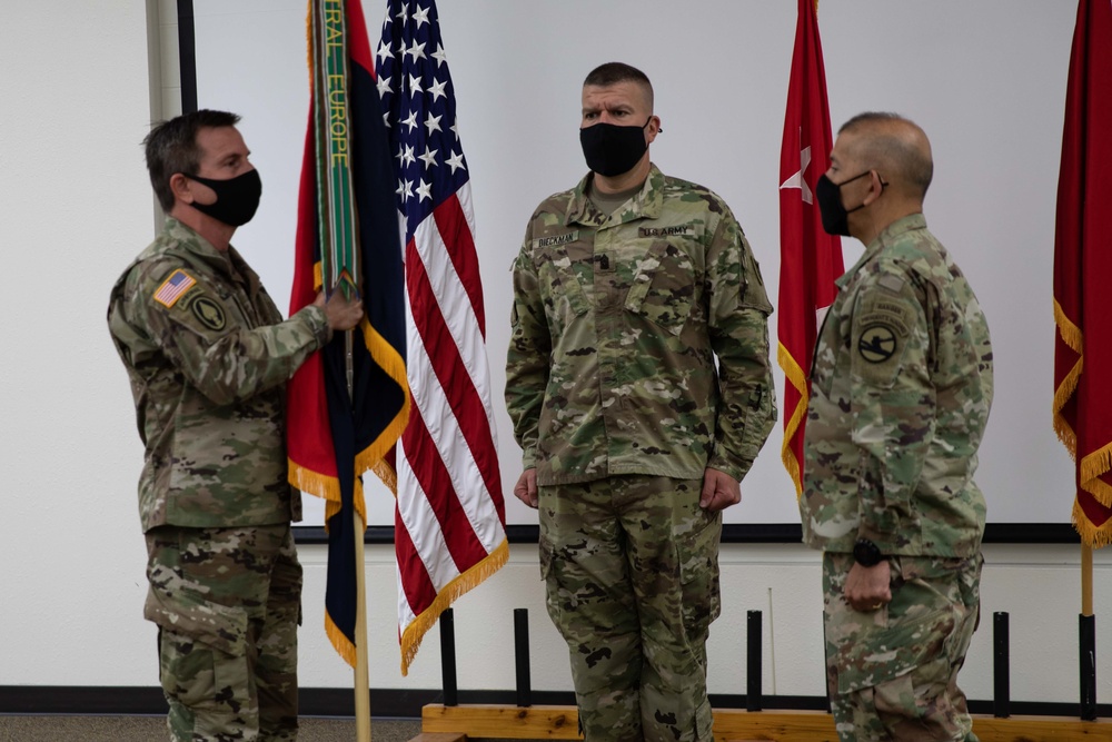Guidry assumes 86th Training Division command
