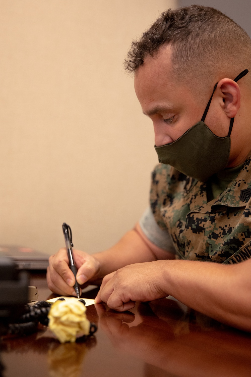 U.S. Marines with MARFORRES establish command operations center