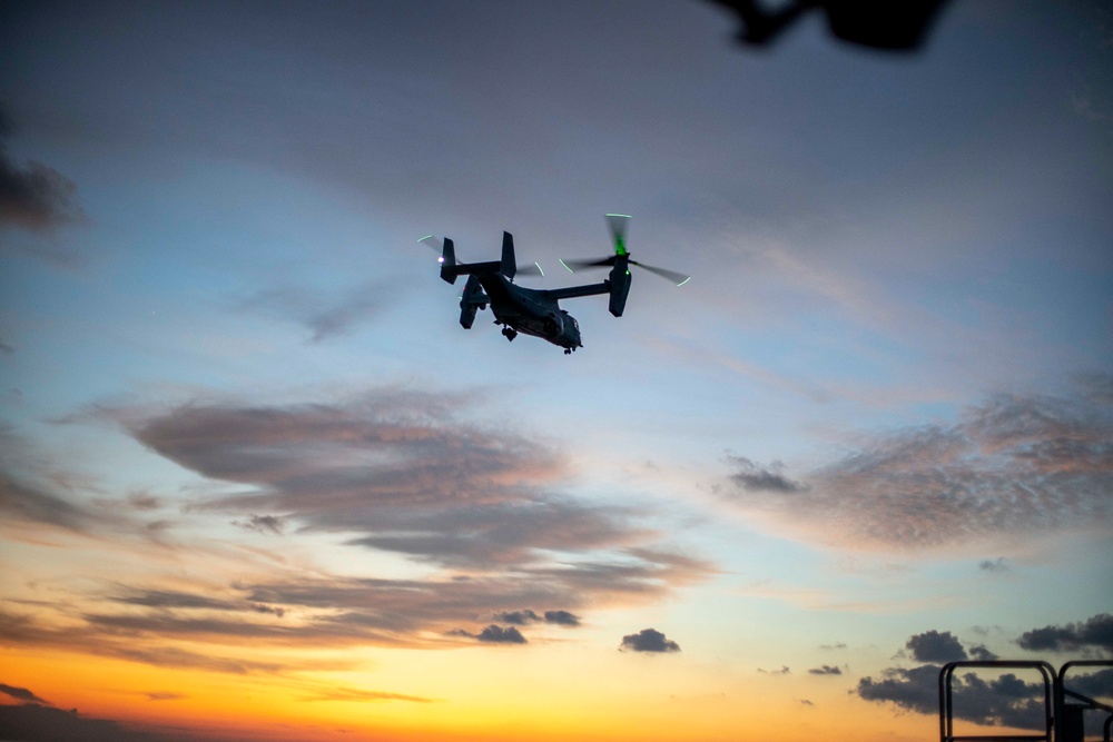 11th MEU ACE conducts routine flight operations aboard USS Essex (LHD 2)