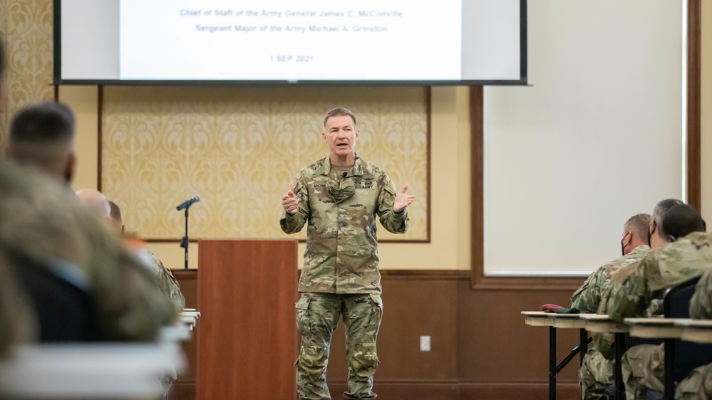 Chief of Staff of the Army and Sergeant Major of the Army Visit Fort Bragg