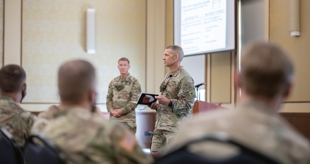 Chief of Staff of the Army and Sergeant Major of the Army Visit Fort Bragg