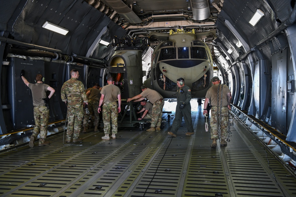 JTF-Bravo re-deploys aircraft in C-5 Super Galaxy