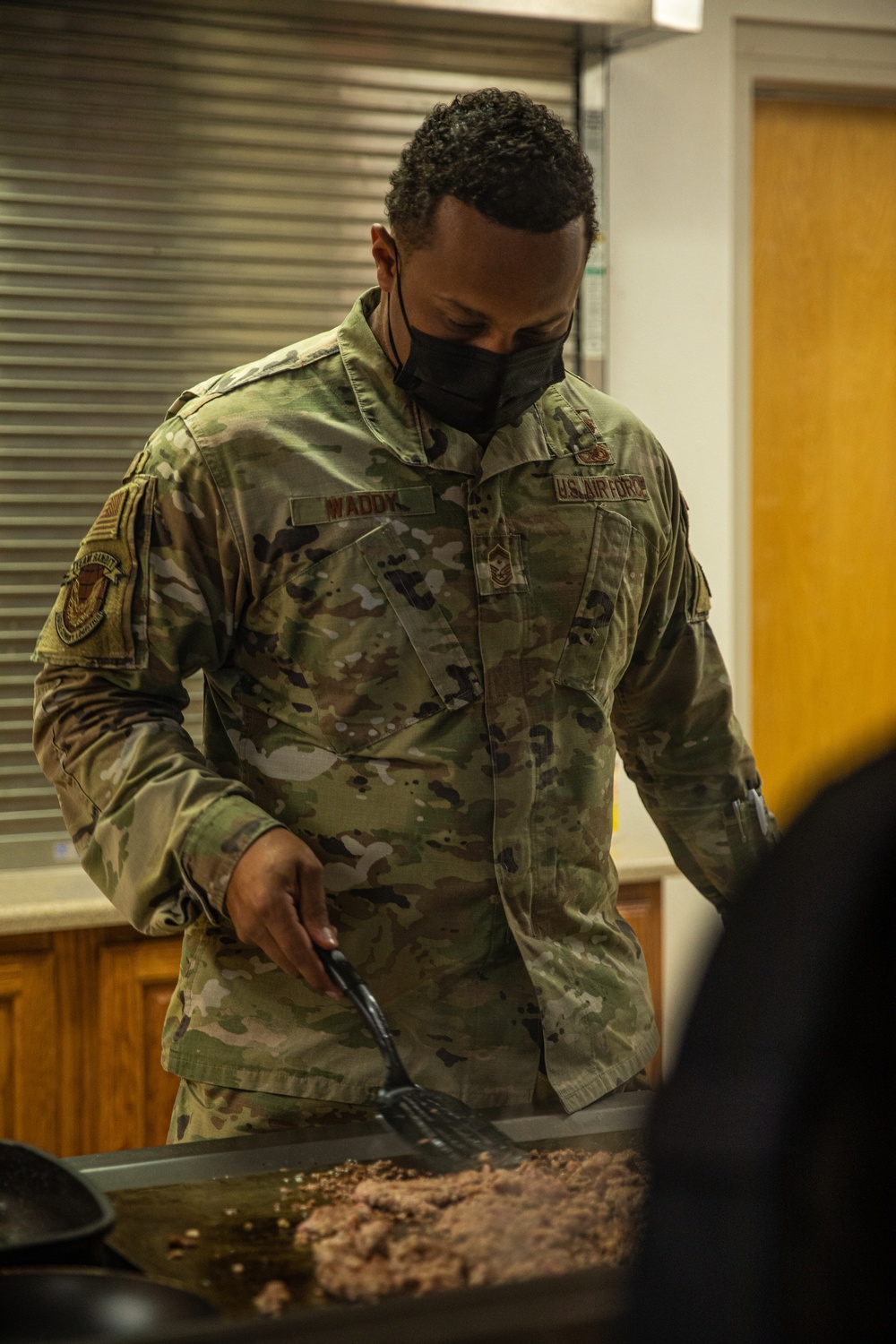 Chaplain helps feed Task Force-Holloman