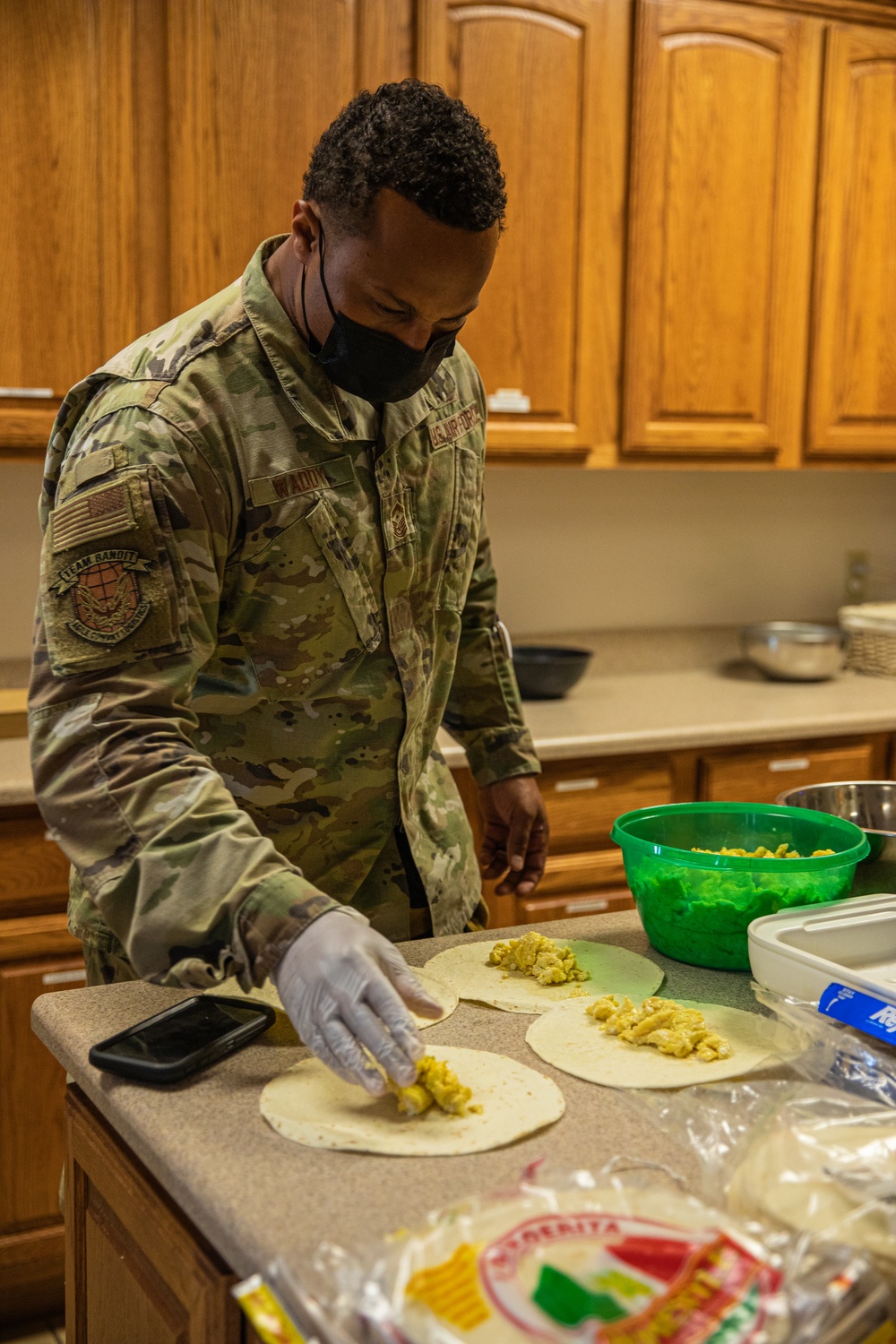 Chaplain helps feed Task Force-Holloman