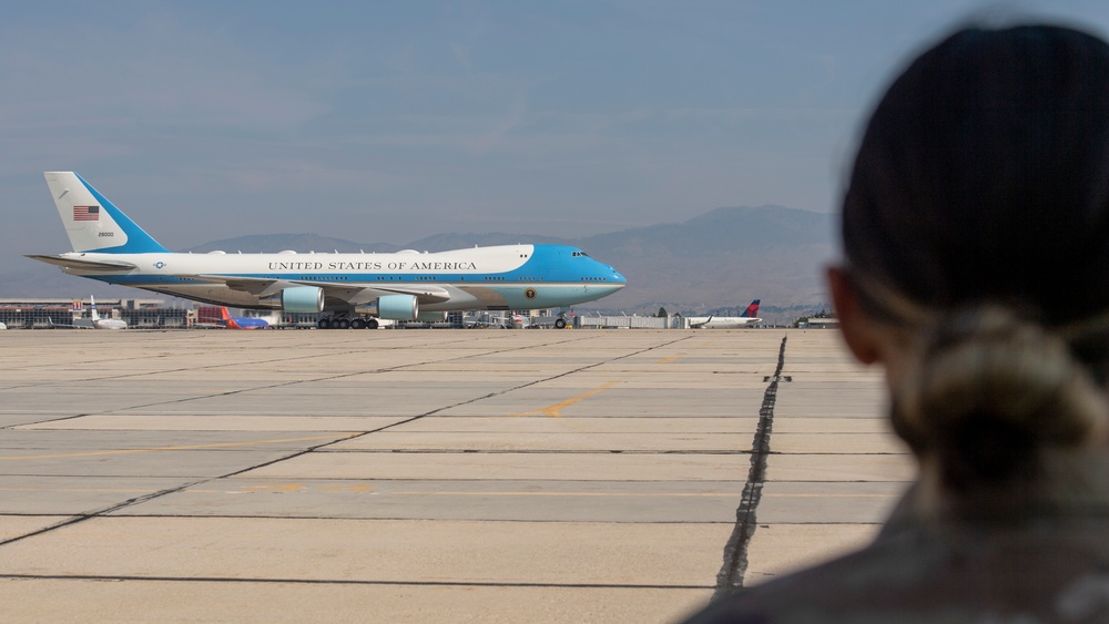 President Biden Lands at Gowen Field