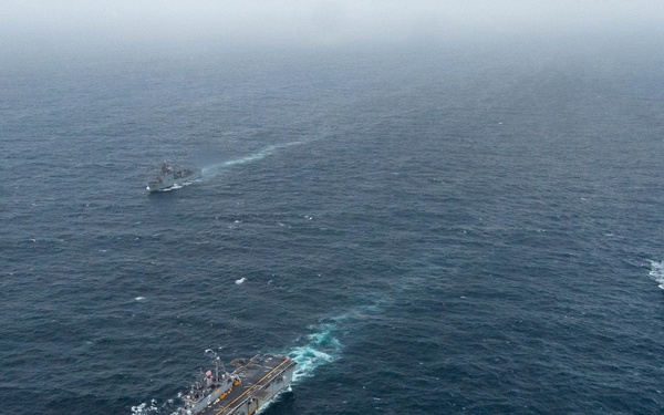 Essex Amphibious Ready Group Enters 5th Fleet