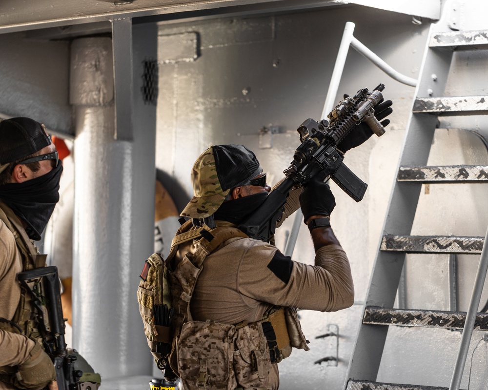 US Naval Special Warfare SEALs enhance interoperability through specialized training in Cyprus with Cypriot Underwater Demolition Team