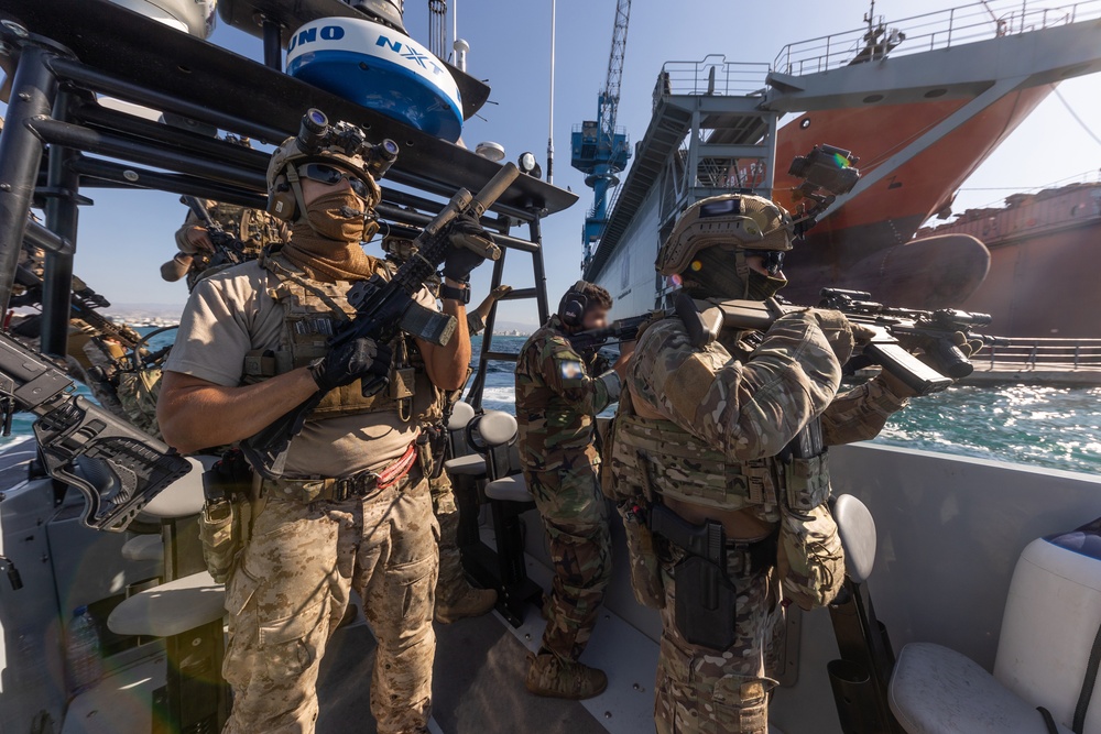 US Naval Special Warfare SEALs enhance interoperability through specialized training in Cyprus with Cypriot Underwater Demolition Team