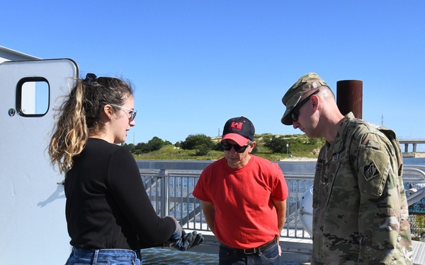 Norfolk District, USACE commander treated to Chesapeake Bay Foundation tour