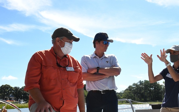 Norfolk District, USACE commander treated to Chesapeake Bay Foundation tour