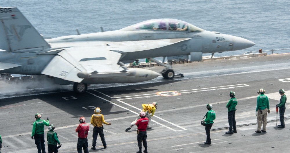 USS Ronald Reagan (CVN 76) Flight Operations