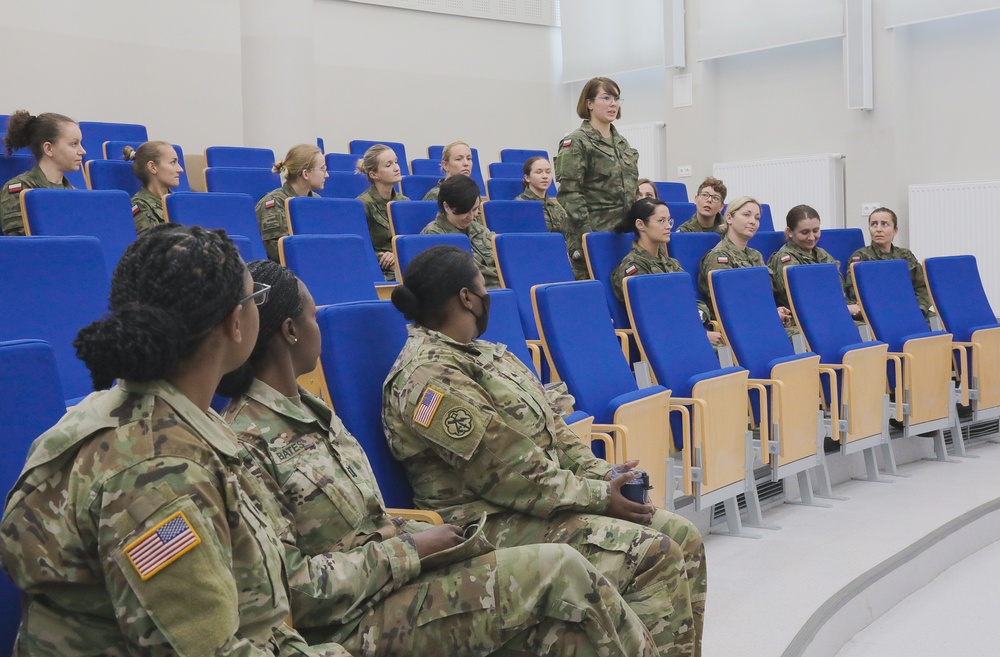 U.S. and Polish Army Women’s Cultural Exchange