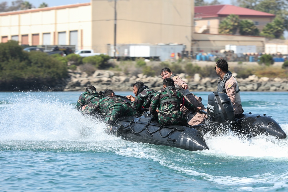 Indonesian Marine Corps visits 1st Marine Division to conduct combined training