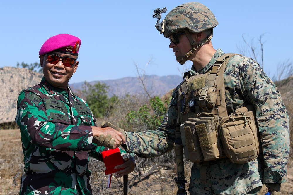 Indonesian military leaders visit 1st Marine Division for a military exchange