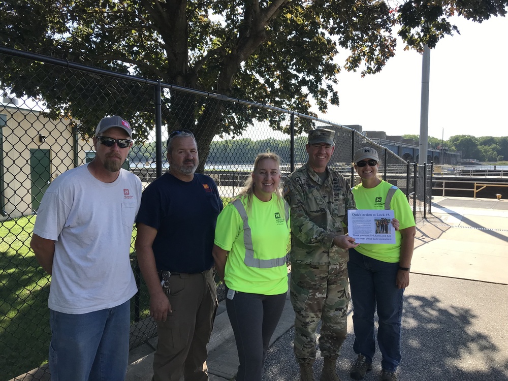 Staff at Lock and Dam 8 recognized for lending a helping hand