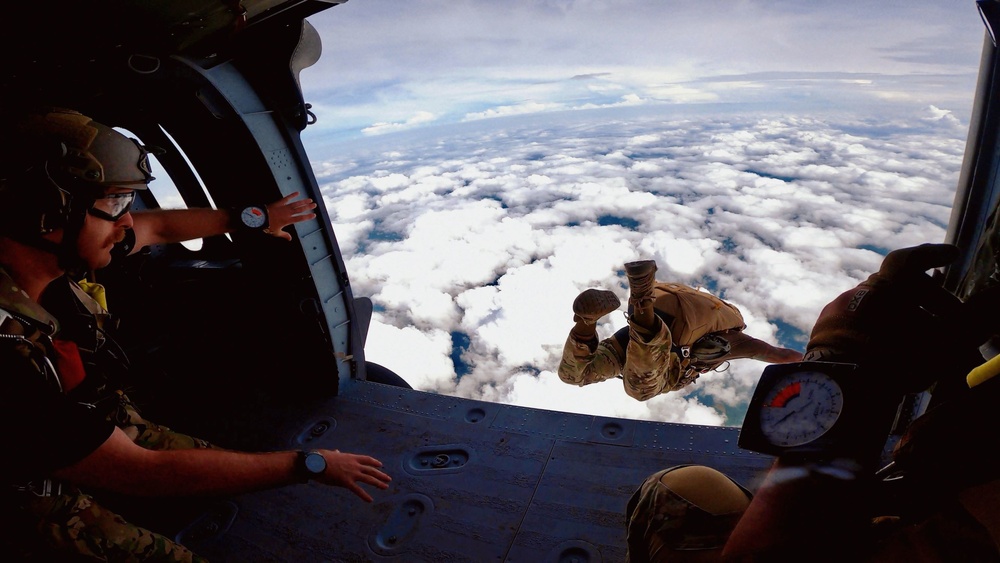 1st SGF (A) conduct military freefall jump