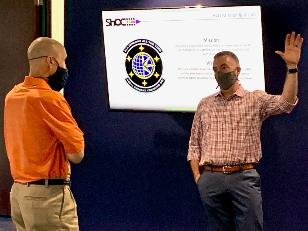 VCSAF visits ShOC-N Battlelab