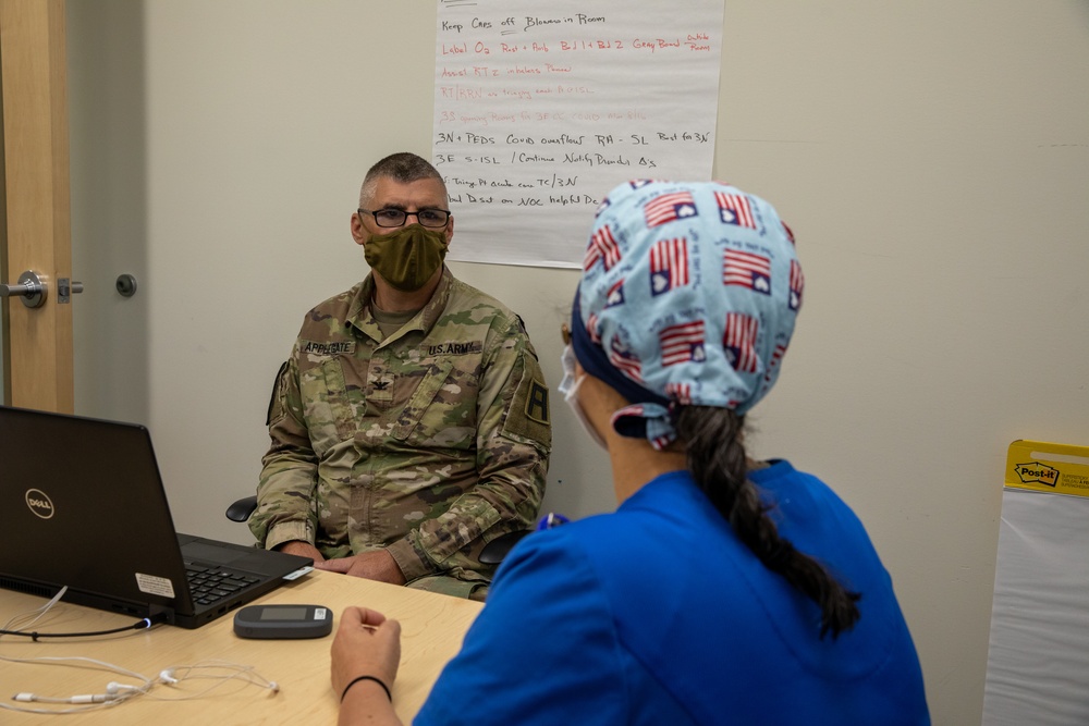Idaho National Guard Title 10 Deputy Visits U.S. Army Medical Response Team