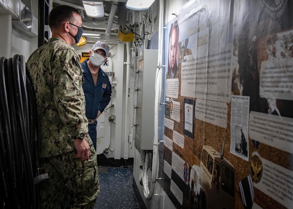 Deputy Commander, U.S. 7th Fleet, Rear Admiral Erik Eslich visits USS Higgins.