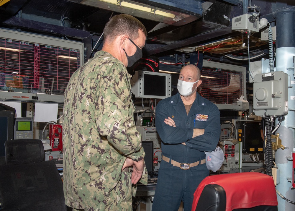 Deputy Commander, U.S. 7th Fleet, Rear Admiral Erik Eslich visits USS Higgins.