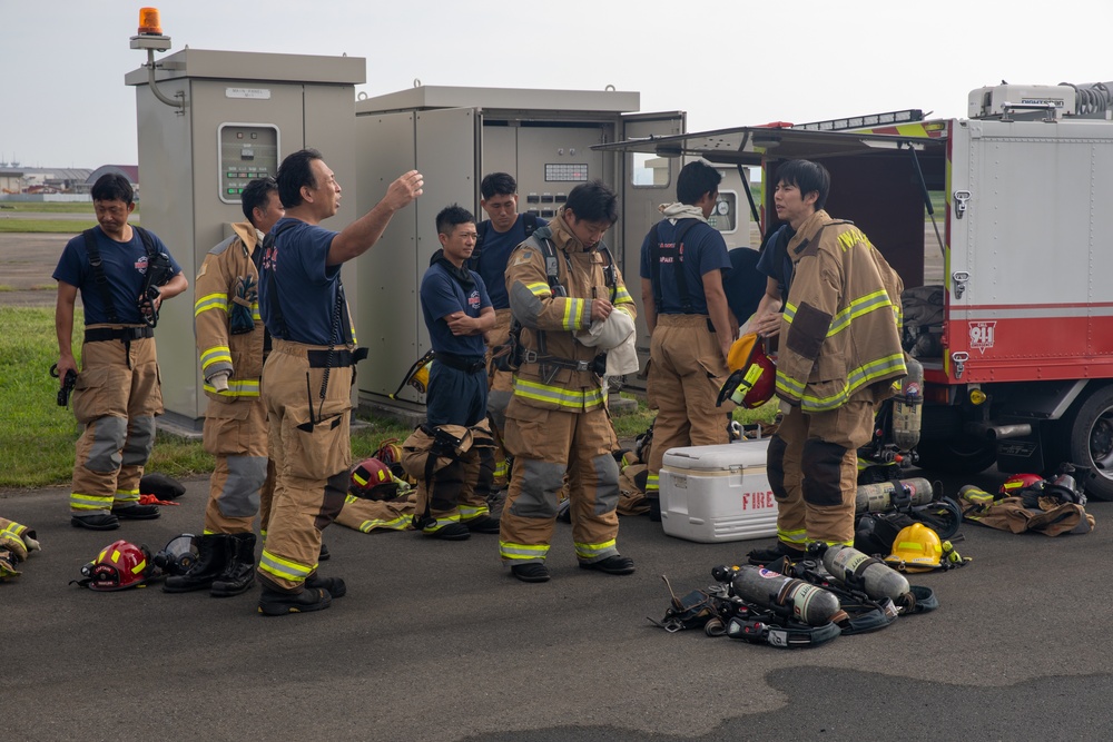 Live-fire Drill: Air Station Fire Department participate in Airport Firefighter Rescue Course