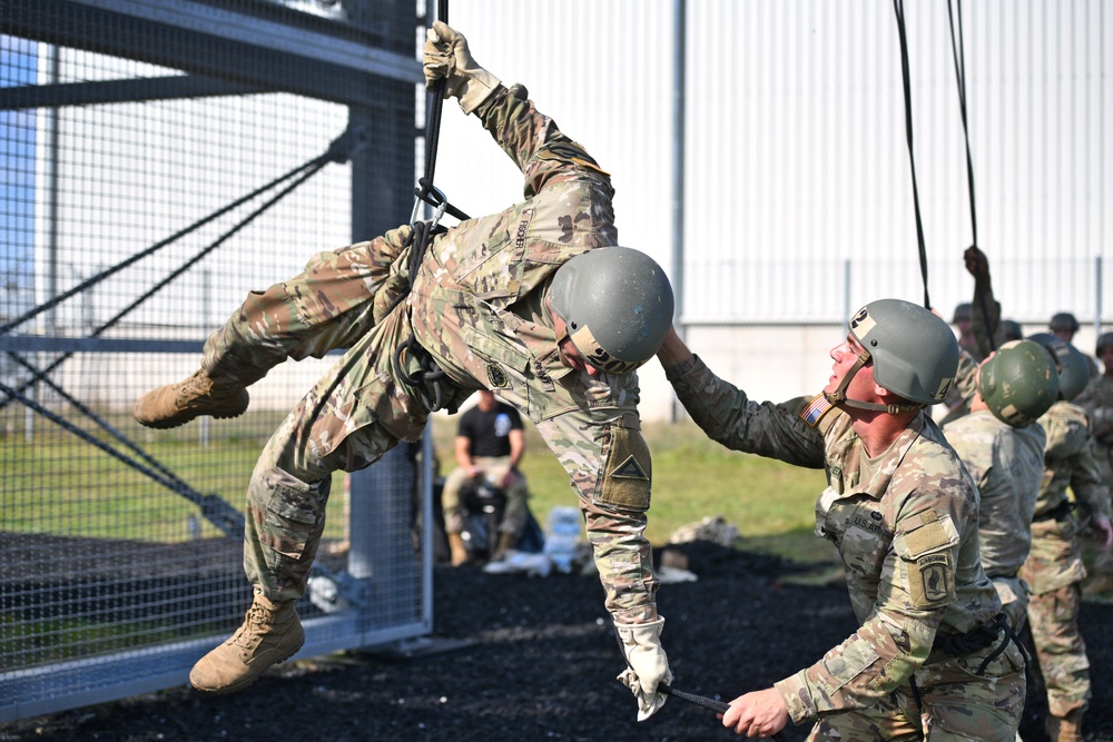 Air Assault course at 7ATC