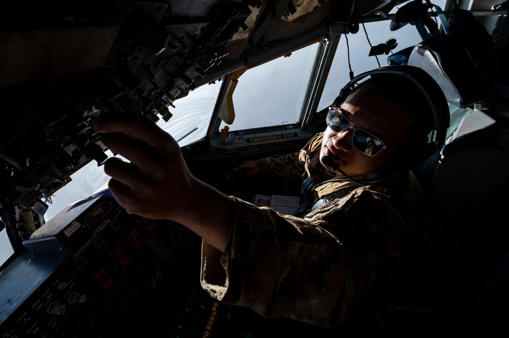 349th EARS refuels Belgian F-16s
