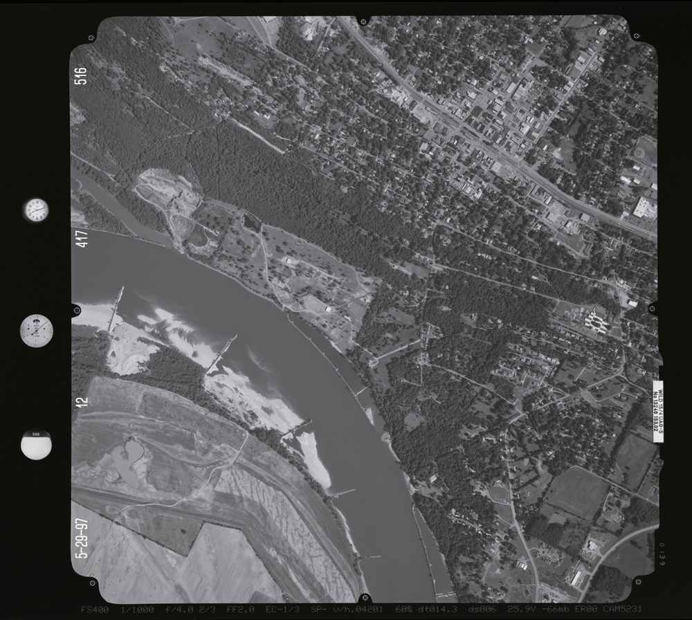 083115.003 - Arkansas River.417.4