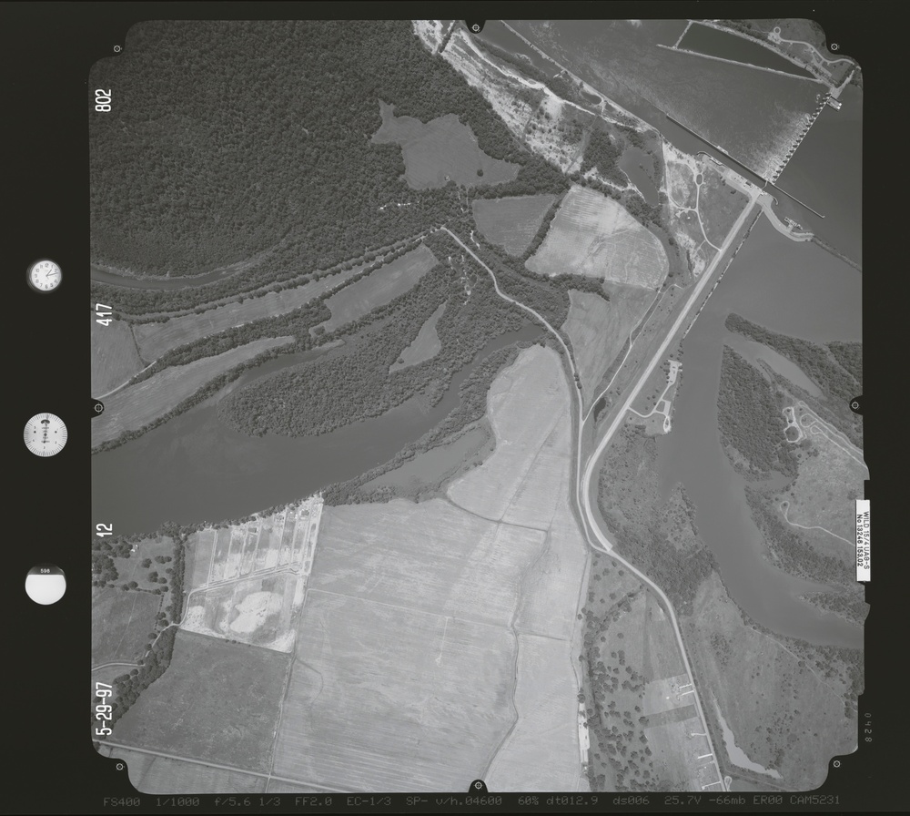 083116.194 - Arkansas River.417.5