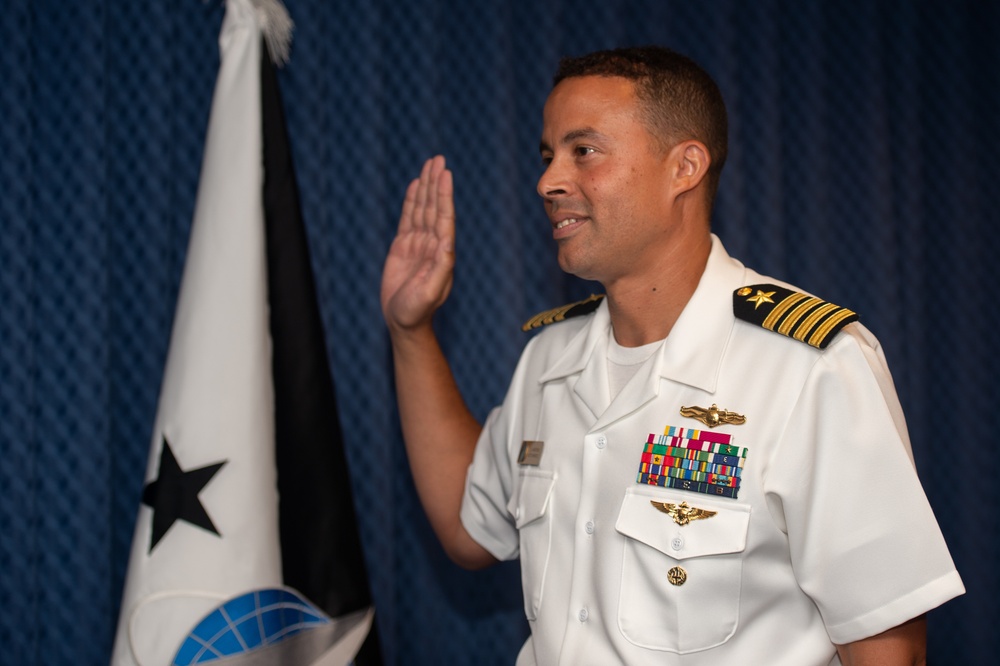 Sailor tranfers to USSF