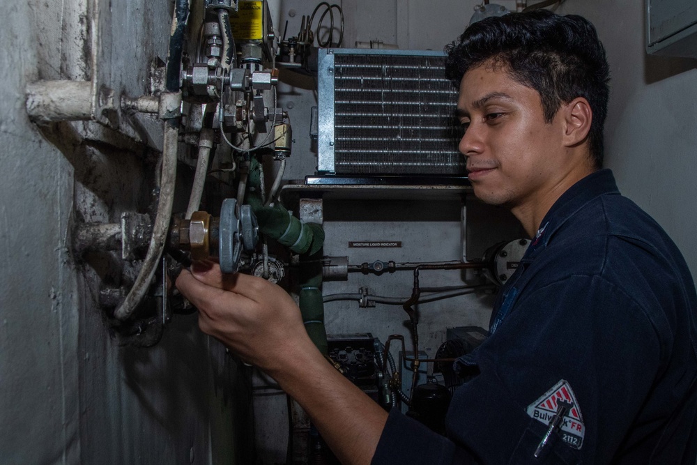 USS Ronald Reagan (CVN 76) Wardroom Galley