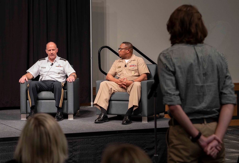 Gen. Stephen R. Lyons, USTRANSCOM commander, visits the University of Louisville