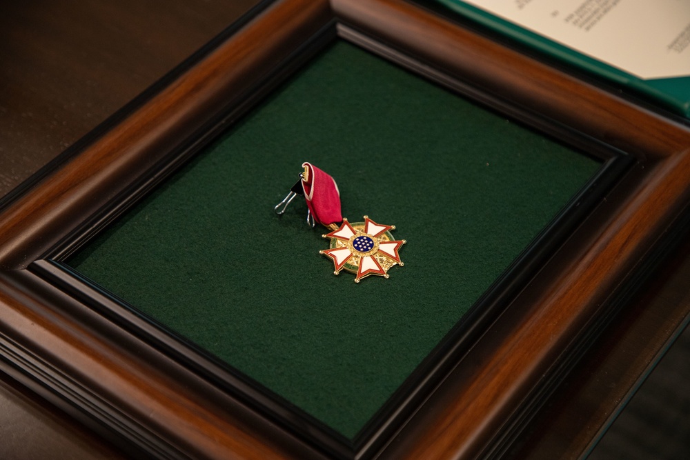 COL Geoffrey Norman Award Ceremony [Image 4 of 4]