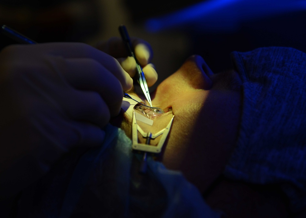 Eye care for 10th Medical Group patients expands with a ‘smile’