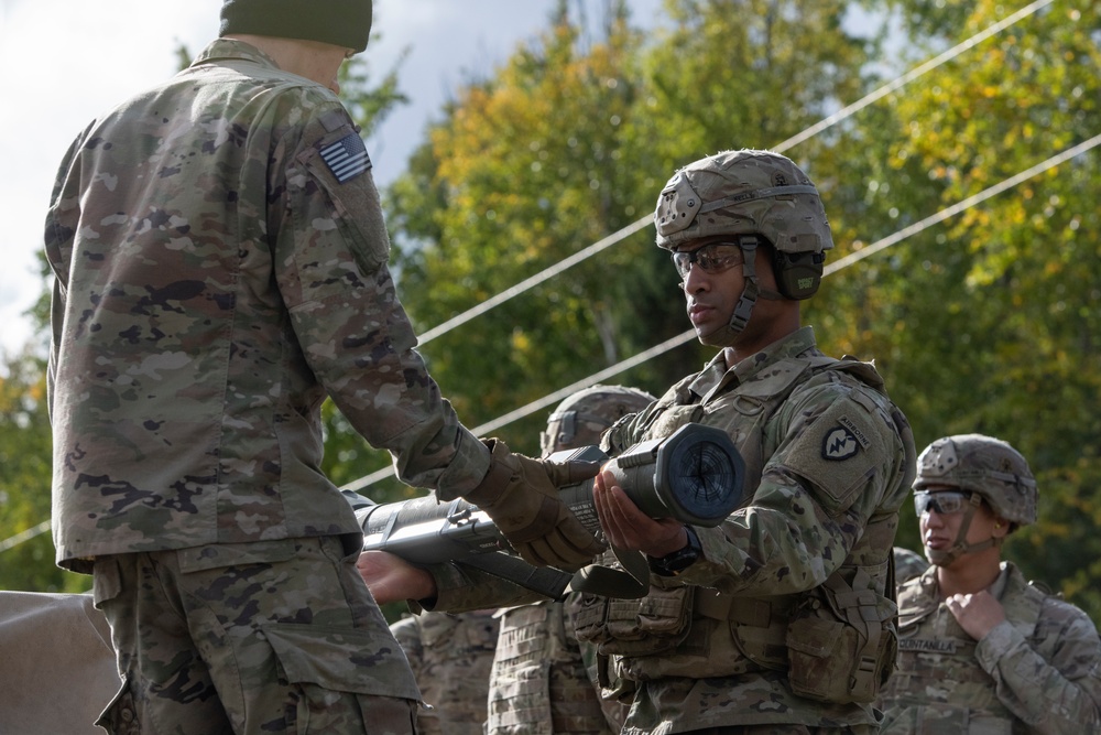 ‘3 Geronimo’ paratroopers fire anti-armor weapons at JBER