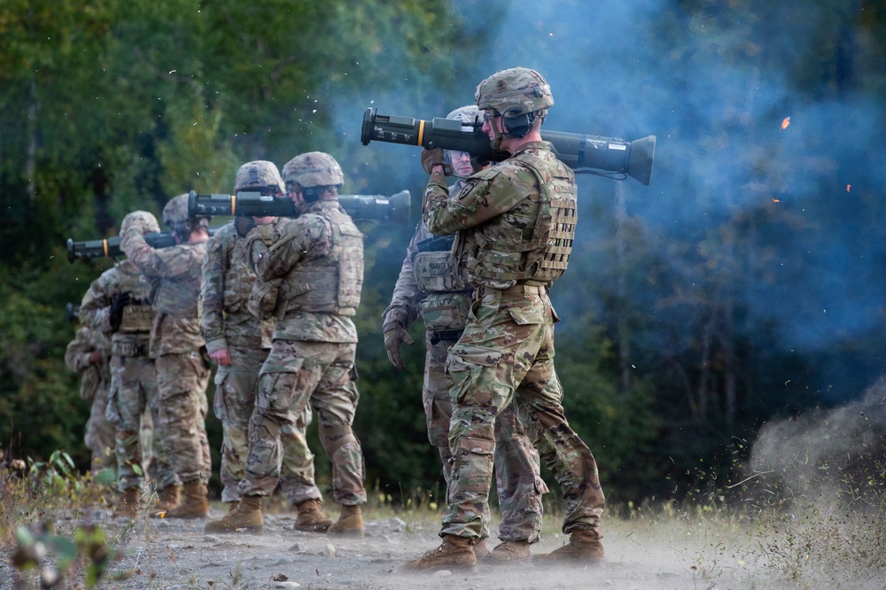 ‘3 Geronimo’ paratroopers fire anti-armor weapons at JBER