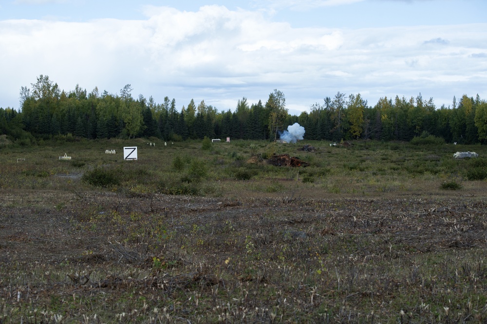 ‘3 Geronimo’ paratroopers fire anti-armor weapons at JBER