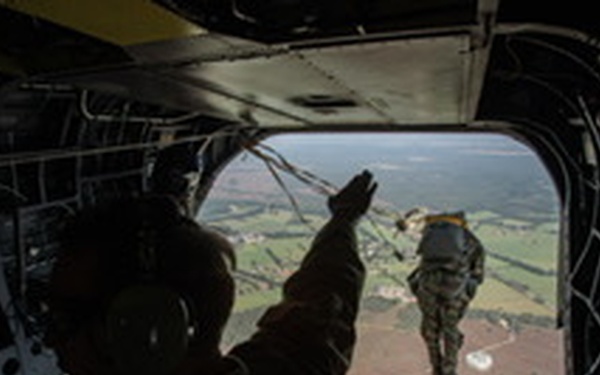 NATO allies honors WW2 Operation Market Garden during Falcon Leap 21
