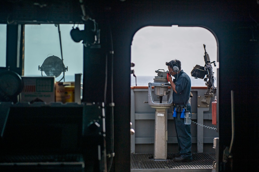 USS O'Kane (DDG 77) Maintains a Vigilant Watch