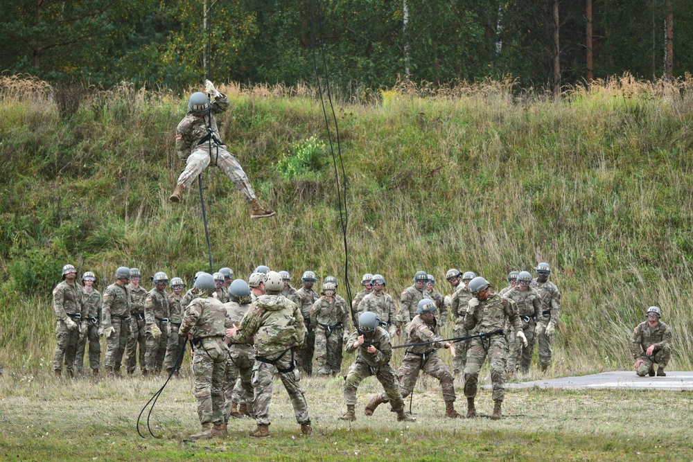 Air Assault course at 7ATC
