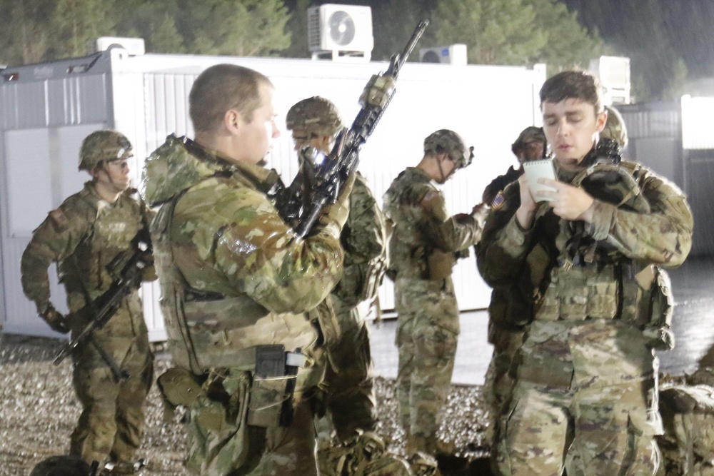 &quot;Burt's Knights&quot; participate in deployment readiness exercise