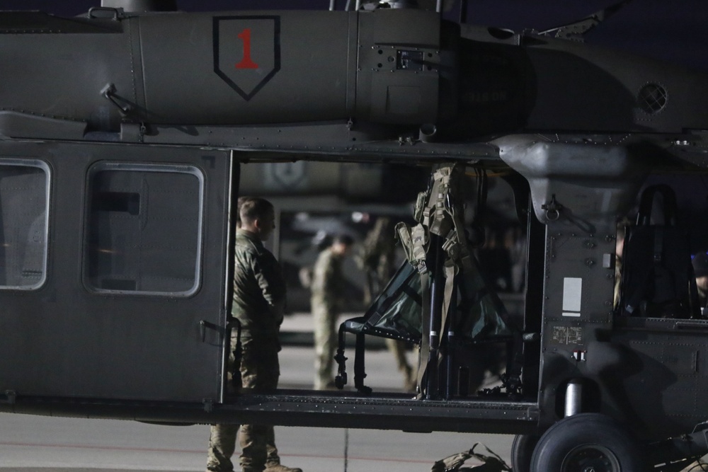 Taskforce Nightmare completes UH-60 night flight