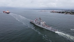 USS Monterey (CG 61) and USS Mitscher (DDG 57) Return to Naval Station Norfolk